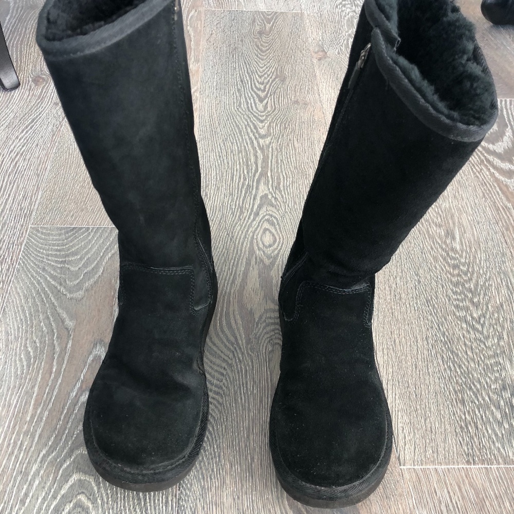 Women's UGG AUSTRALIA Classic Tall Boot w/ Zip-Up